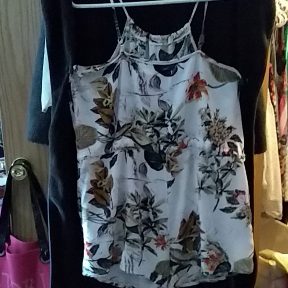 Romper - Picture 3 of 4